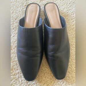 Banana Republic Black Mule Flats Size 8.5